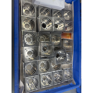 Servicio de Fresado CNC Personalizado de Fábrica DFM, Piezas Personalizadas de Aluminio, Acero y Plástico de 5 Ejes - Product Image 1