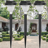 Lampes LED solaires IP65 pour aménagement paysager avec batterie, lumière blanc chaud doux 2700K, matériau ABS, certifiées CE pour usage extérieur en jardin