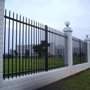 6 'h x 94 "w flèche panneau de clôture en acier soudé clôture extérieure en fer forgé clôture de jardin