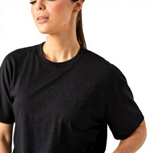 T-shirt femme col rond oversize 200 g/m² en coton biologique respirant et confortable, personnalisable, anti-plis, été 2026 – Qualité supérieure - Product Image 3