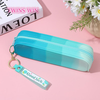 Trousse à crayons rectangulaire pliable populaire en silicone à dégradé de couleurs avec porte-clés mignon, sac à stylos personnalisé pour enfants