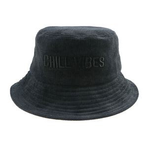 Chapeau Bob Homme en Velours Côtelé Noir à Bord Large et Plat, Doublure Satinée, Chaud pour l'Hiver, avec Logo Brodé Personnalisé - Product Image 1