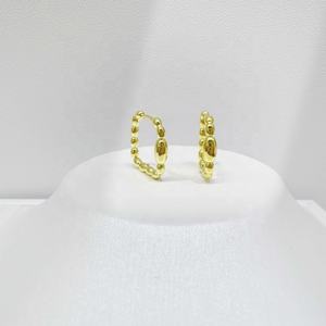 Pendientes de aro pequeños de plata de ley 925 con moissanita, chapados en oro vintage de 18k y 14k, al por mayor, personalizables para mujer, a la moda, tipo piercing. - Product Image 2