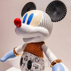 Los Nuevos Adornos y Esculturas Creativas de Mickey son Adecuados para Salas de Exposiciones y Artículos de Decoración del Hogar. - Product Image 4