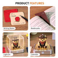 Bloc-notes calendrier annuel 2027 Cowboy Cartoon Little Bear avec base robuste, notes lumineuses, coffret cadeau et présentoir