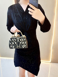 Bolsos de mano con pedrerí<span class=keywords><strong>a</strong></span> 2026 para mujer, bolsos de hombro con cadena, bolsos de cristal brillantes, bolsos de mano con asa dorada, bolsos bandolera con cuentas - Product Image 3