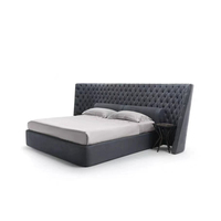 Lit King-Size Moderne de Luxe en Velours avec Cadre en Bois et Tissu Designer pour Chambres d'Hôtel Modèle B2514 Fabriqué en Chine