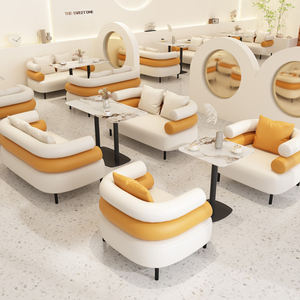 Set di Tavoli e Sedie in Legno Massello Curvo Moderno per Caffè e Ristoranti, Arredamento con Divanetti - Product Image 3