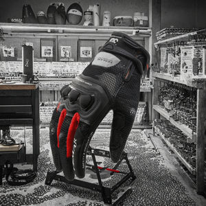 Gants en fibre de carbone personnalisés à doigts entiers pour hommes et femmes, coque protectrice tactile pour la course à moto, le cyclisme et les sports de plein air - Product Image 3