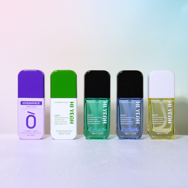 OEM 30ml 50ml Square Refillable Cosmetic Packaging Skincare Bottle Glass Pump Bottle Spray Bottle for Emulsion Serum Cream