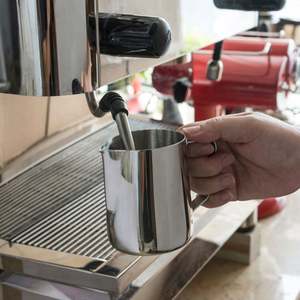 Pichet à mousse de lait pour café expresso et latte art 350/600/900 ml en acier inoxydable 304, prêt à être expédié, écologique - Product Image 4