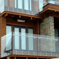 Glasbalustrade mit Abstandshaltern, Glasgeländer mit Abstandsbolzen für Treppen, Balkone, Villen, Terrassen und Handläufe