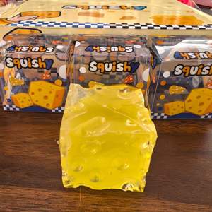 Jouet Squishy Fromage Coloré en Promotion, Doux, à Rebond Lent, Jouet Sensoriel Anti-Stress Nouveauté, Cadeau Anti-Stress - Product Image 4