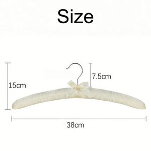 Perchas de satén acolchadas personalizadas para vestidos de dama de honor, elegantes soportes para vestidos de novia con lazo de cinta - Product Image 5
