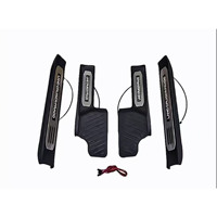 Protections de seuil de porte avec éclairage pour Toyota Land Cruiser Prado LC250 2024 – Pédaliers de bienvenue OLIVER à LED – Accessoires de remplacement et de mise à niveau