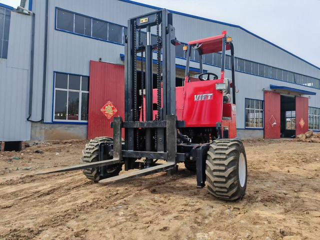 High-Performance Forklifts HE-334