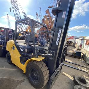 รถยกดีเซล Komatsu FD50 มือสอง ความจุ 3000-6000 มม. ความสูงยกได้ดีเยี่ยม สภาพการทำงานเยี่ยม คุณภาพสูงสุด - Product Image 3