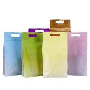 Sacs d'emballage personnalisés en aluminium refermables, anti-odeur, à fond plat carré, avec poignées découpées - Product Image 1