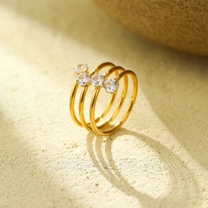 Anillos de dedo chapados en oro PVD 18k de circonita cúbica de acero inoxidable abierto con diseño de resorte en espiral de moda Ins, joyería impermeable para mujer - Product Image 1