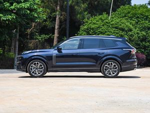 2025 Lynk Co 09 SUV híbrido enchufable de alta calidad, mediano y grande 2.0Td, vehículo de energía nueva de siete asientos para la venta - Product Image 2