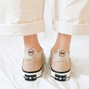 Hàn Quốc Dễ Thương Gấu Thêu Vớ Ngắn Phụ Nữ Cotton Thấp Cắt Vớ Tại Giá Bán Buôn - Product Image 3