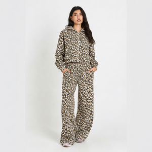 Conjunto de Sudadera con Capucha y Pantalones Anchos con Estampado de Leopardo Blanco y Amarillo para Mujer, Manga Larga, Cierre de Cremallera, Cintura Elástica, Estilo Casual - Product Image 1