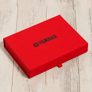 カスタムロゴA4段ボール包装折りたたみ磁気浅い赤い硬質紙ドキュメントギフトボックス
