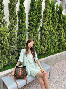 Luxury Designer genuine leather Durable Fashion Casual Outings <b>Multi</b> <b>Compartment</b> Adjustable Strap Trendy Monogram Bucket <b>Bag</b> - Product Image 6