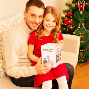 Projecteur LED rotatif à 360 degrés, pour <span class=keywords><strong>homme</strong></span>, femme et enfant, lumière nocturne, lune, étoile, cadeau uniques, nouveau - Product Image 4