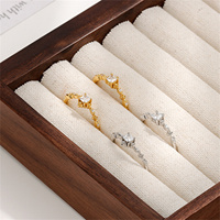 VEWANT Bague ouverte ajustable en argent 925 plaqué or 18 carats avec pierres latérales en zircone cubique taille princesse, pour usage quotidien, travail, cadeaux d'anniversaire