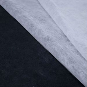Estabilizador de bordado de tela no tejida soluble en agua caliente de 90 grados, ligero, en rollo de PVA, estilo liso y cruzado - Product Image 5