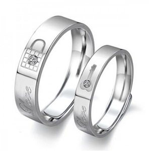Bagues de couple en zircon avec clé et cadenas, ensemble de bagues assorties pour l'amour romantique, bijoux tendance - Product Image 1
