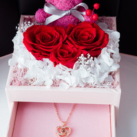 Boîte à bijoux en rose éternelle en gros, roses réelles préservées pour Noël, la Saint-Valentin, la fête des mères, la remise des diplômes, l'anniversaire
