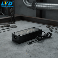 Chargeur de batterie de chariot de golf haute puissance 252W EV 16.8V 15A avec ports AC & DC de Protection contre les surcharges/courts-circuits OTP