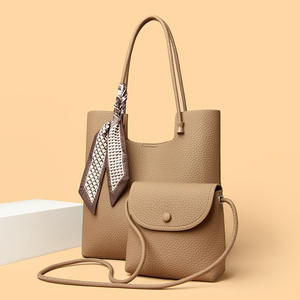 Bolso de Hombro Cruzado de Gran Capacidad para Mujer con Cadenas, Cierre de Cremallera, Correa Única, Bolso de Moda para el Día a Día, Venta al por Mayor - Product Image 2