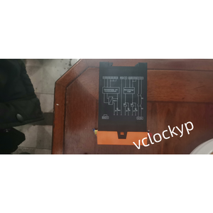 Relé de Seguridad Dold BD5987 / Usado en Muy Buen Estado - Product Image 2