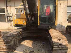 Pelle hydraulique d'occasion sur chenilles 250D 290 de haute qualité Volvo EC240BLC - Product Image 3