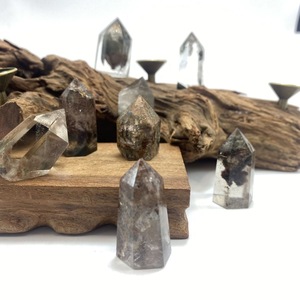 Cuarzo Fantasma Verde Natural en Venta, Pilares de Cuarzo para Jardín, Espécimen para Meditación, Sanación, Decoración del Hogar, Oficina y Dormitorio - Product Image 2