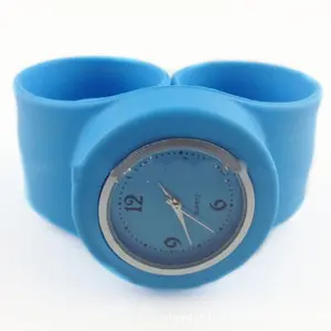 Montre à bracelet en silicone avec logo personnalisé, joli cadeau promotion