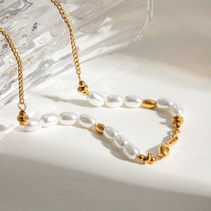 Collana da Donna in Acciaio Inossidabile Placcato Oro 18K con Perle di Vetro Ovali Lisce 45+5cm Onda Dritta - Product Image 2