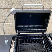 Accessoires de barbecue Lumière de gril 7LED avec USB-C à col de cygne en métal flexible Lampe de barbecue rechargeable pour barbecue en plein air, grillades