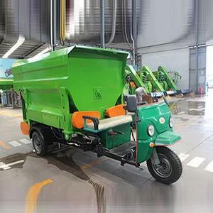 Cina fabbrica diretta camion elettrico di alimentazione spargitore per le aziende zootecniche-5m ³ capacità - Product Image 3