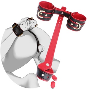 DV9001 Juego de Sujeción de Testículos y Muñecas para Juegos Gay, Correas de Cuero Vegano, Set BDSM para Parejas, Juego de Bondage con Bolsa de Almacenamiento Ideal para Viajes - Product Image 1