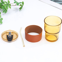 Penjualan laris cangkir air kaca sambungan bambu kreatif mode dengan tutup dan sedotan cangkir minuman ganda cangkir sedotan