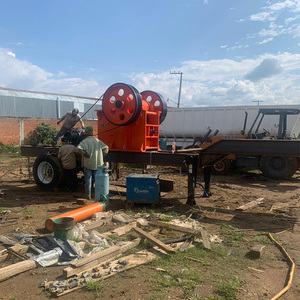 Concasseur à mâchoires 100T/h pour granit et pierres de rivière, fabriqué à Zhengzhou, idéal pour les calcaires - Product Image 5