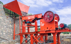 เครื่องบดกรามแบบพกพาความจุ20-1600TPH สายการบดหินที่มีแบริ่งเครื่องยนต์เกียร์ส่วนประกอบหลัก PLC jinye - Product Image 5