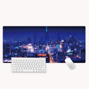 Tapete de mouse para jogos com teclado de computador de anime de mesa de escritório com padrão HD personalizado - Product Image 3