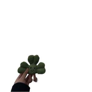 Jellyca Ireland Limited Clover Bear - Muñeco de Peluche Suave con Relleno de Algodón PP, Peluche Corto - Product Image 5