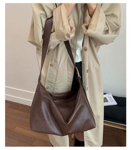 Factory Wholesale PU Handbag Lady's Shoulder <b>Bag</b> Large Capacity Leather Tote <b>Bags</b> - Product Image 3