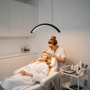 Lampada a Sospensione LED a Mezzaluna OEM Personalizzata, <span class=keywords><strong>Max</strong></span> 200cm, Regolabile in Altezza, Dimmerabile Senza Gradazioni CCT, per Saloni di Estensione Ciglia - Product Image 1